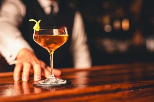 2010 – Black Angel's Bar