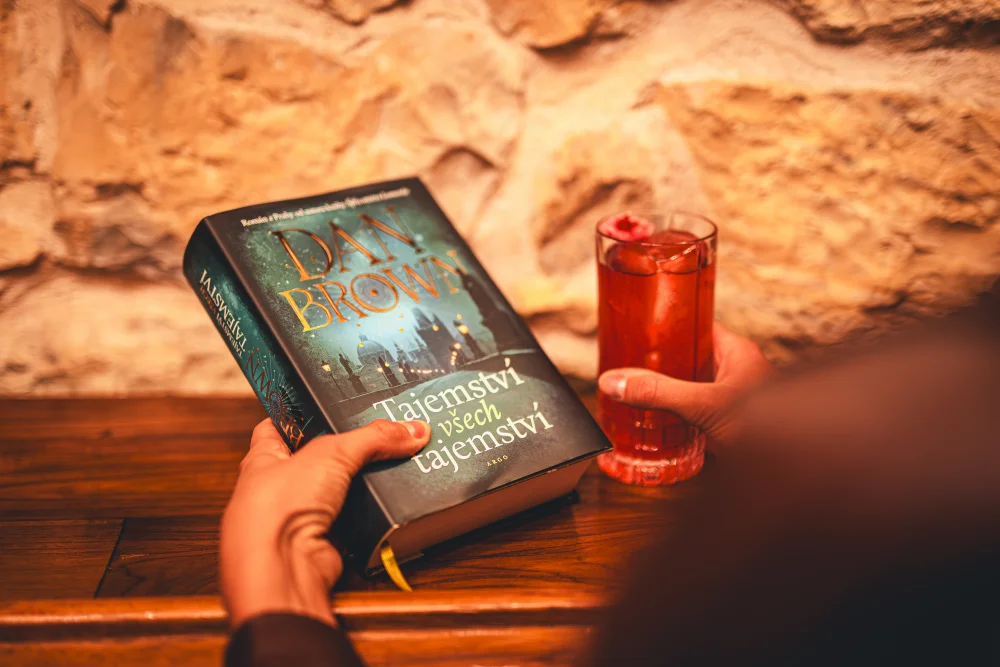 Dan Brown a tajemství koktejlů